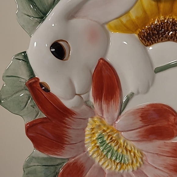 Fitz and Floyd Bunny Blooms Plate - Picture 11 of 16